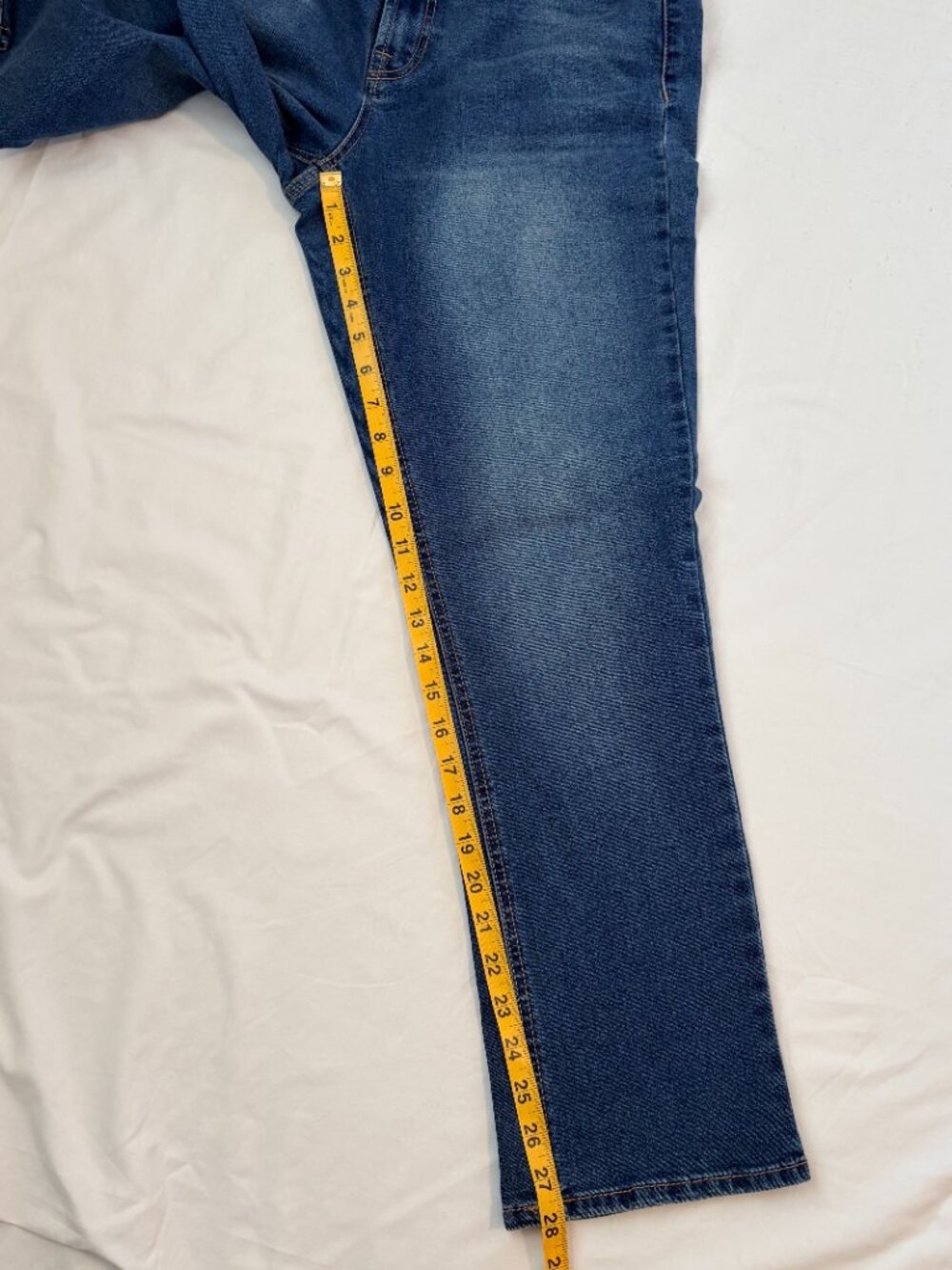 FRYE Straight Leg High Waist Jeans Medium Wash Denim Women's Size 6 / 28 - Picture 11 of 12